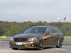 Mercedes-Benz C63 AMG Matt Bond Gold Metallic by SR Auto Group '2013